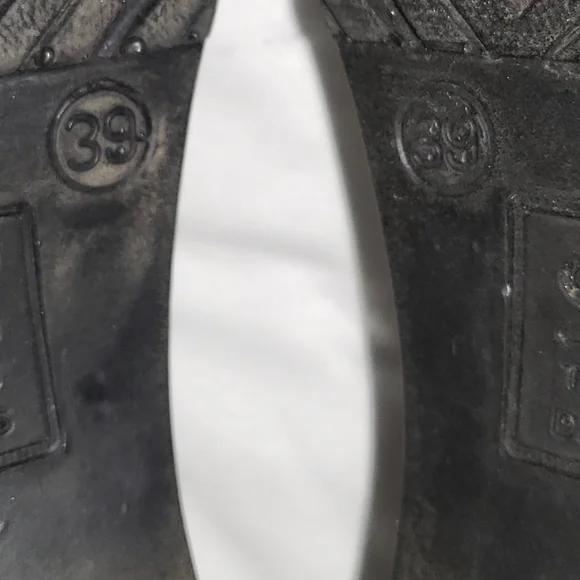 Koi Women's White and Black Clogs - Picture 11 of 12